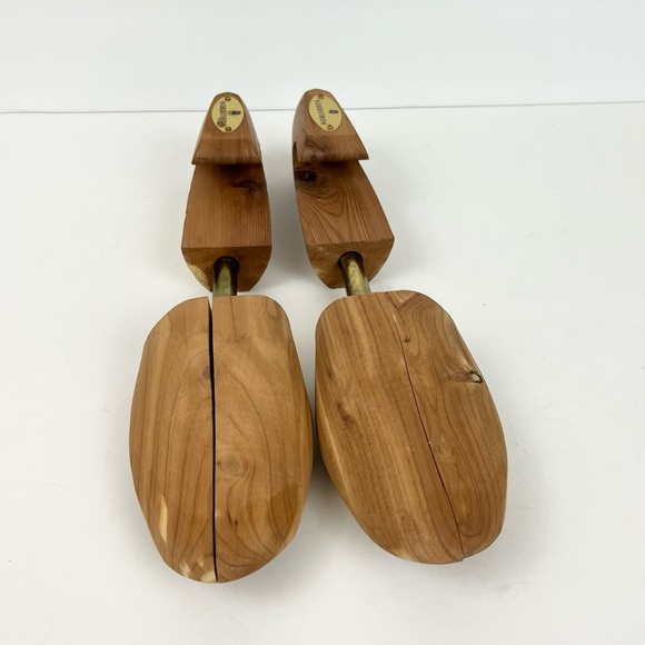 Nordstrom Wooden Shoe Trees Men's Size Medium Cedar Keeper Stretchers - Picture 5 of 12